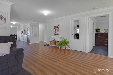 Property photo of 7 Pineview Circuit Young NSW 2594