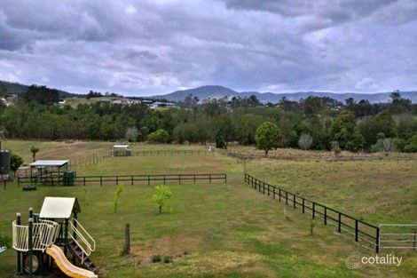 Property photo of 2 Telford Court Draper QLD 4520
