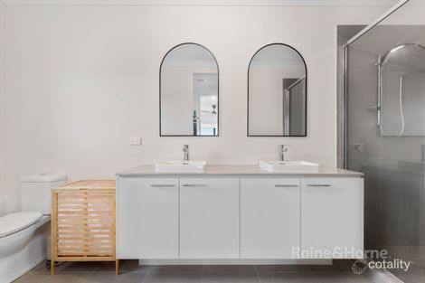 Property photo of 55 Showman Drive Diggers Rest VIC 3427