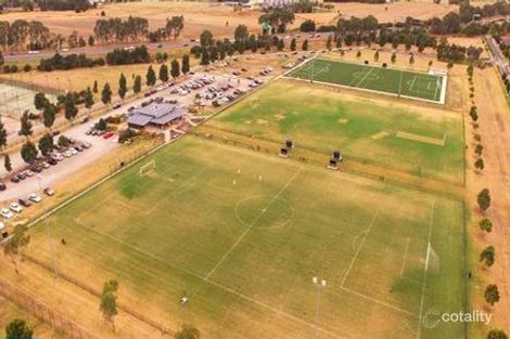 Property photo of 12 Llano Circuit Berwick VIC 3806