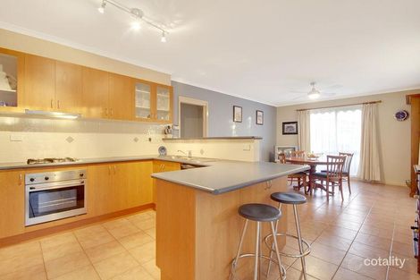 Property photo of 15 Tooroonga Crescent Jerrabomberra NSW 2619