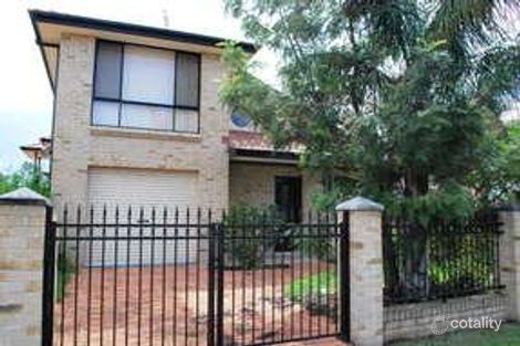 1/2 Cambridge St, Ingleburn, NSW 2565