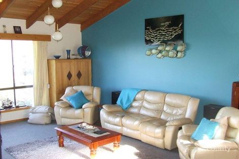 Property photo of 83 Suncoast Drive Blackmans Bay TAS 7052