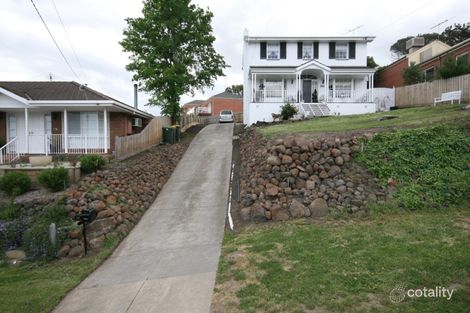 34 Montpellier Dr, Highton, VIC 3216