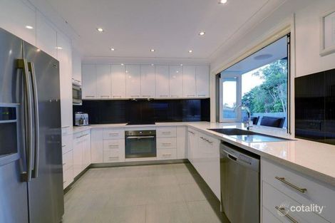 Property photo of 28 Mayfair Place Moggill QLD 4070