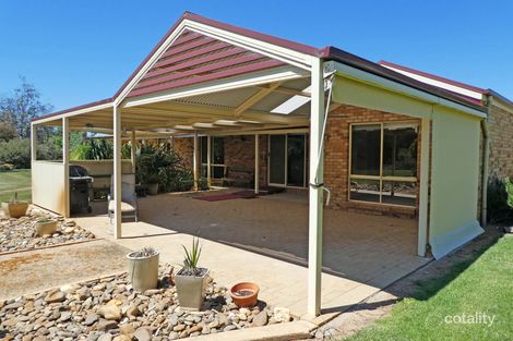 Property photo of 10 Gardadale Drive Kyabram VIC 3620