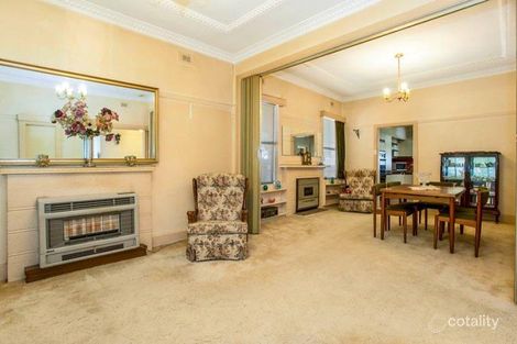Property photo of 5 Springhall Parade Pascoe Vale South VIC 3044