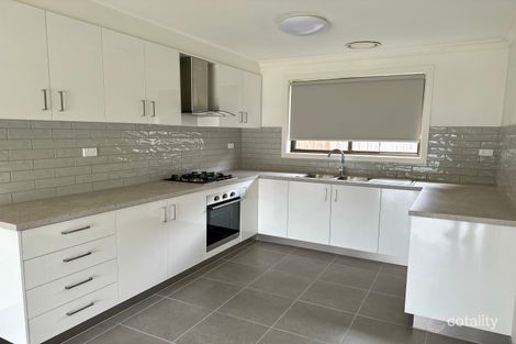 Property photo of 2/30 Hemmings Street Dandenong VIC 3175