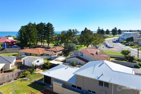 Property photo of 23 Merrifield Place Mullaloo WA 6027