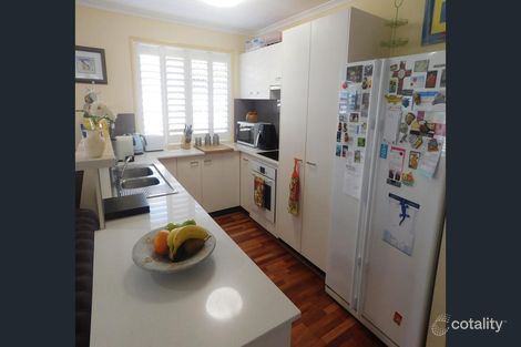 Property photo of 9 Hutton Avenue Wynnum QLD 4178