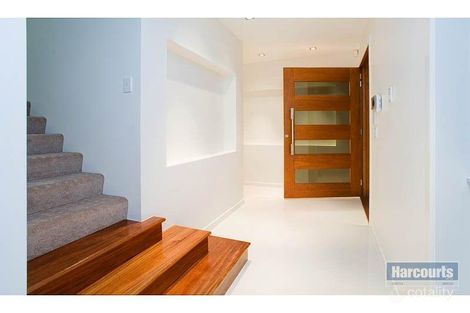 Property photo of 1/22 East Quay Drive Biggera Waters QLD 4216