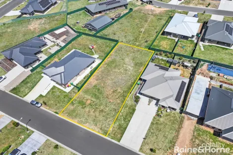 9 Bolton St, Kelso, NSW 2795