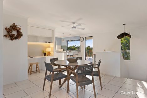 Property photo of 8 Paluma Street Sunrise Beach QLD 4567