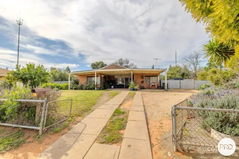 37 Neilpo St, Dareton, NSW 2717