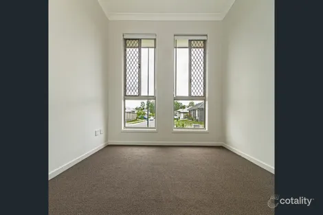 Property photo of 9 Walker Circuit Flagstone QLD 4280