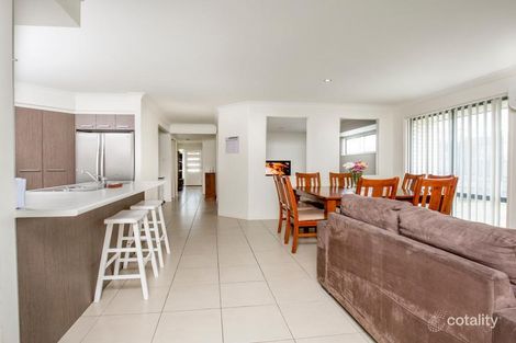 Property photo of 27 Cockatoo Ridge Aberglasslyn NSW 2320