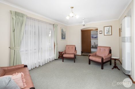 Property photo of 5 Rowan Parade Wendouree VIC 3355