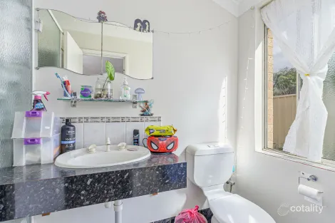 Property photo of 29 Coyrecup Gardens Swan View WA 6056