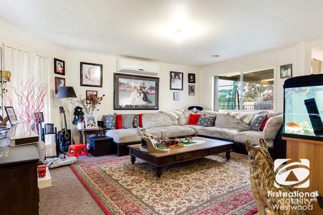 Property photo of 1 Nordic Crescent Wyndham Vale VIC 3024