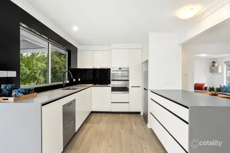 Property photo of 91 Stanley Avenue Farmborough Heights NSW 2526
