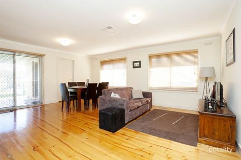 Property photo of 13 Runcorn Crescent Deer Park VIC 3023