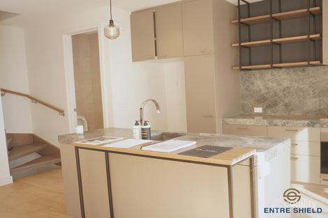 Property photo of 44 Kokoda Place Mordialloc VIC 3195