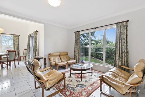 Property photo of 1 Wallen Place Wynnum West QLD 4178