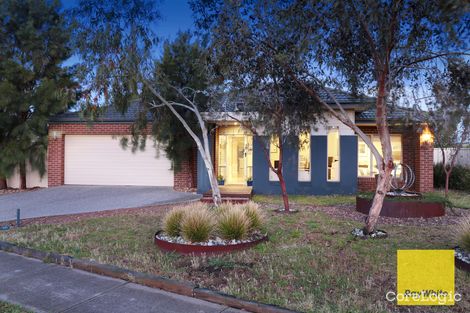 Property photo of 33 McIntyre Avenue Point Cook VIC 3030