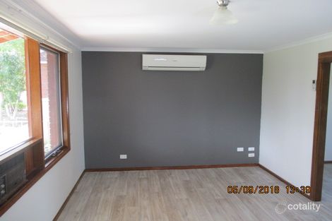 Property photo of 20 Fairview Grove Hackham West SA 5163