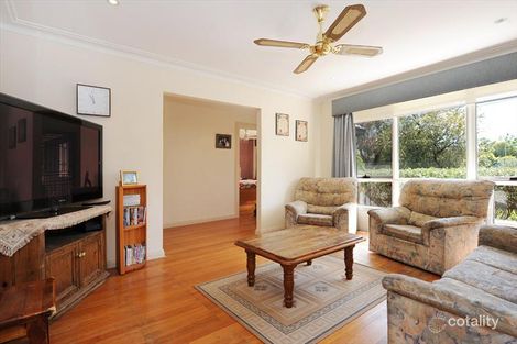 Property photo of 23 Cherry Tree Grove Croydon VIC 3136