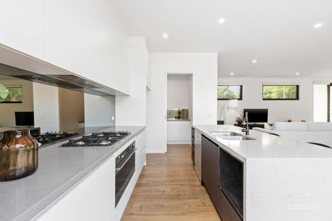 Property photo of 211 Tramway Parade Beaumaris VIC 3193
