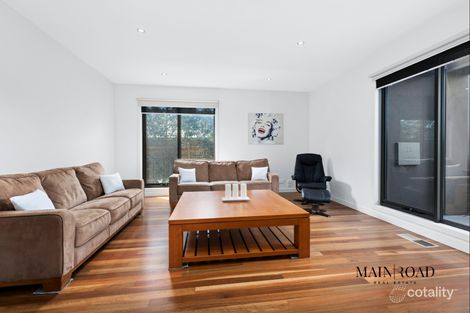 Property photo of 32 Lady Rose Crescent Sydenham VIC 3037