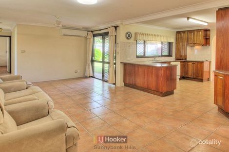 Property photo of 6 Lambeth Place Macgregor QLD 4109