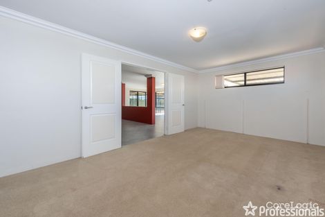 Property photo of 35 Antonio Circuit Port Kennedy WA 6172