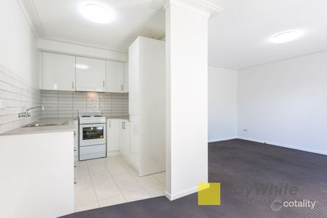 Property photo of 1/25 Thomas Drive Surfers Paradise QLD 4217