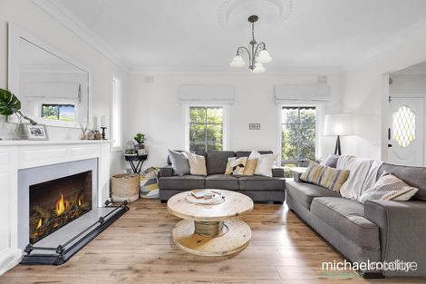 Property photo of 8 Olinda Place Frankston VIC 3199