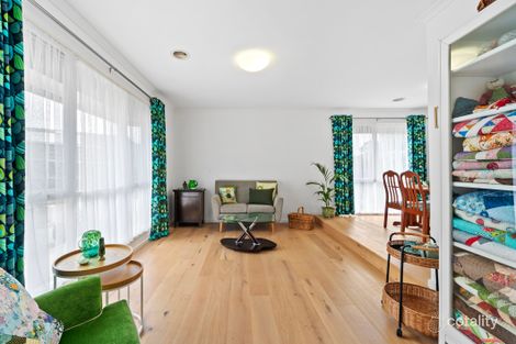 Property photo of 9 Narambi Close Ferntree Gully VIC 3156