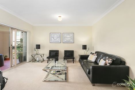 Property photo of 2/2 Mortimer Lewis Drive Huntleys Cove NSW 2111