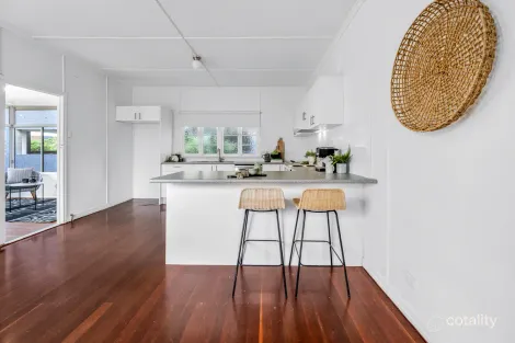 Property photo of 25 Sparkes Street Chermside QLD 4032