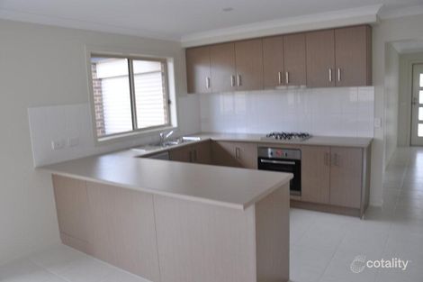 Property photo of 113 Henry Road Pakenham VIC 3810