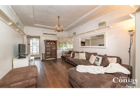 Property photo of 175 Arthur Terrace Red Hill QLD 4059