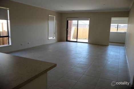 Property photo of 27 Ambrosia Way Beveridge VIC 3753