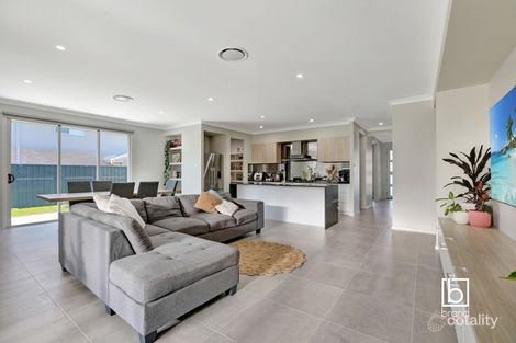 Property photo of 21 Pateman Place Wyee NSW 2259