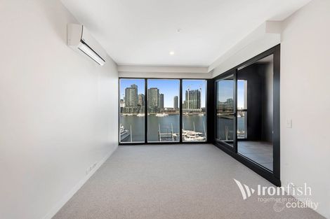 712/8 Pearl River Rd, Docklands, VIC 3008