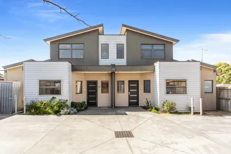 Property photo of 2/12 Dryandra Avenue Epping VIC 3076