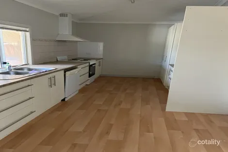Property photo of 37 Growden Street Merredin WA 6415