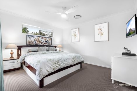 Property photo of 27 Kitchener Street Wynnum QLD 4178