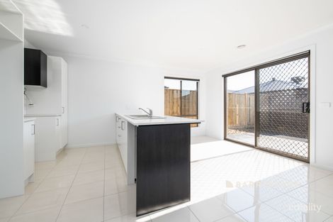 Property photo of 11 Aspen Street Pakenham VIC 3810