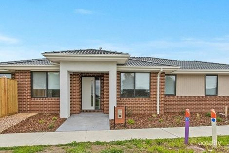 Property photo of 9 Botany Way Pakenham VIC 3810