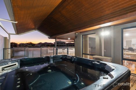 Property photo of 39 Sandpiper Island Retreat Wannanup WA 6210